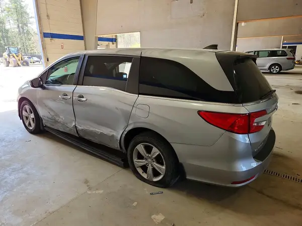 5FNRL6H78JB023614 2018 HONDA ODYSSEY - Image 2