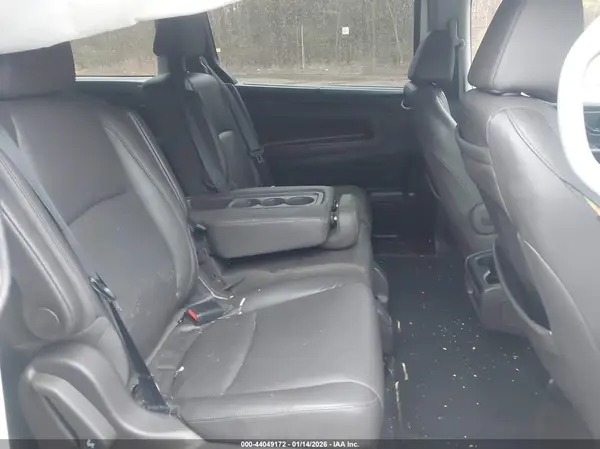 5FNRL6H78JB029980 2018 HONDA ODYSSEY - Image 8