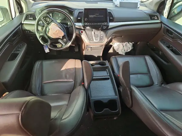 5FNRL6H78JB032829 2018 HONDA ODYSSEY - Image 8