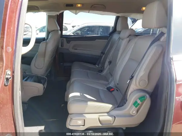 5FNRL6H78JB035214 2018 HONDA ODYSSEY - Image 8