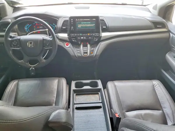 5FNRL6H78JB035830 2018 HONDA ODYSSEY - Image 8