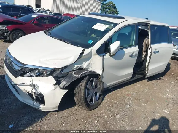 5FNRL6H78JB041885 2018 HONDA ODYSSEY - Image 2