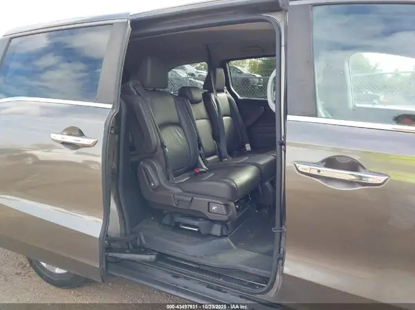 5FNRL6H78JB049274 2018 HONDA ODYSSEY - Image 8