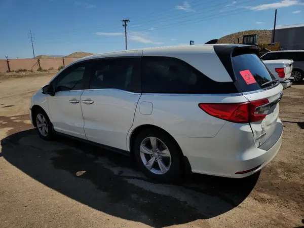 5FNRL6H78JB050277 2018 HONDA ODYSSEY - Image 2