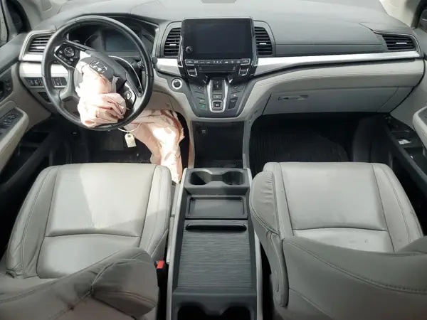 5FNRL6H78JB055740 2018 HONDA ODYSSEY - Image 8