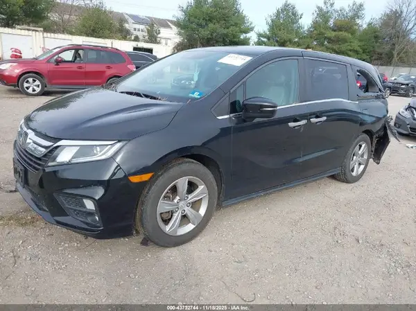 5FNRL6H78JB056273 2018 HONDA ODYSSEY - Image 2