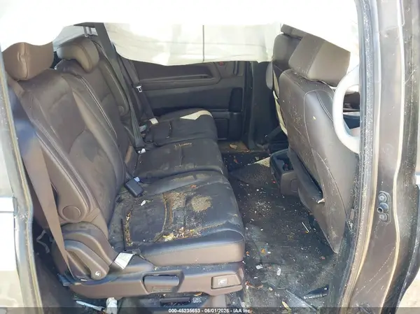 5FNRL6H78JB063708 2018 HONDA ODYSSEY - Image 8