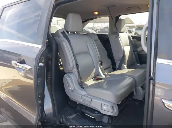 5FNRL6H78JB066723 2018 HONDA ODYSSEY - Image 8