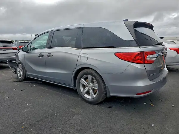 5FNRL6H78JB072683 2018 HONDA ODYSSEY - Image 2