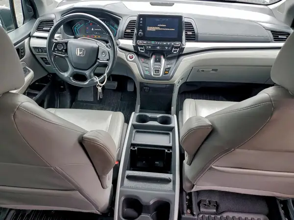 5FNRL6H78JB072683 2018 HONDA ODYSSEY - Image 8