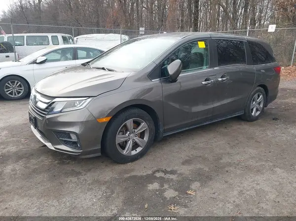 5FNRL6H78JB078239 2018 HONDA ODYSSEY - Image 2