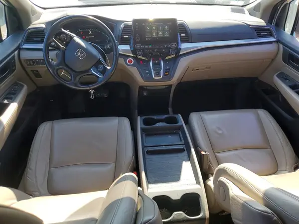 5FNRL6H78JB090696 2018 HONDA ODYSSEY - Image 8