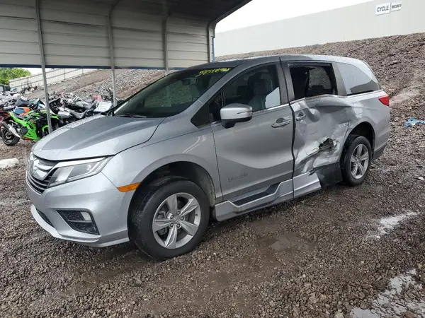 5FNRL6H78JB100210 2018 HONDA ODYSSEY - Image 1