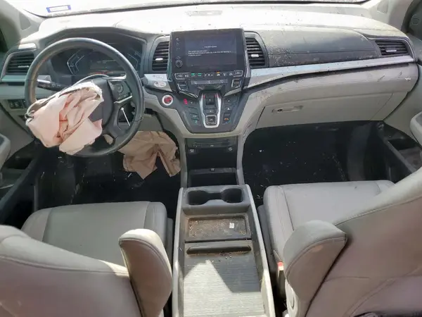 5FNRL6H78JB101440 2018 HONDA ODYSSEY - Image 8