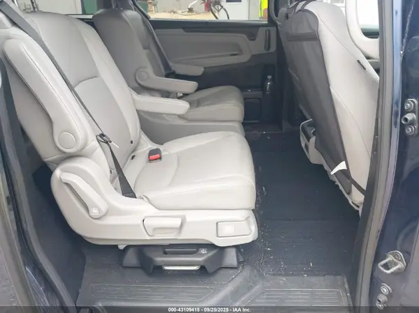 5FNRL6H78KB009858 2019 HONDA ODYSSEY - Image 8