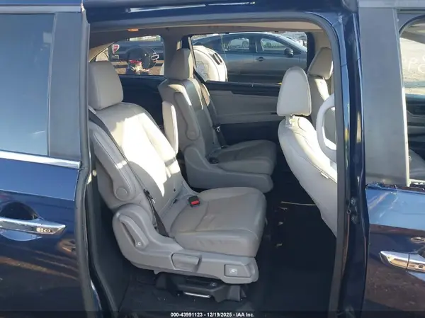 5FNRL6H78KB032444 2019 HONDA ODYSSEY - Image 8