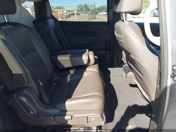 5FNRL6H78KB093907 2019 HONDA ODYSSEY - Image 8
