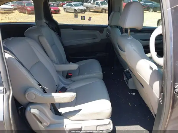 5FNRL6H78LB005567 2020 HONDA ODYSSEY - Image 8