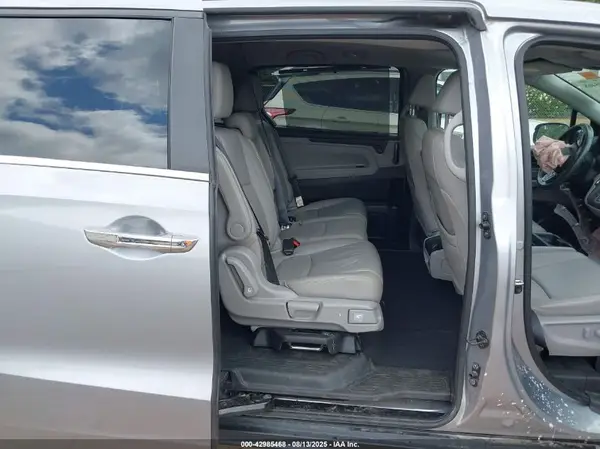 5FNRL6H78LB061475 2020 HONDA ODYSSEY - Image 8