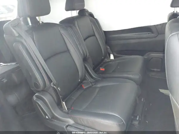 5FNRL6H78PB011522 2023 HONDA ODYSSEY - Image 8