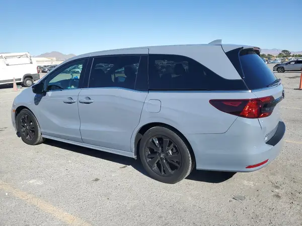 5FNRL6H78RB029411 2024 HONDA ODYSSEY - Image 2