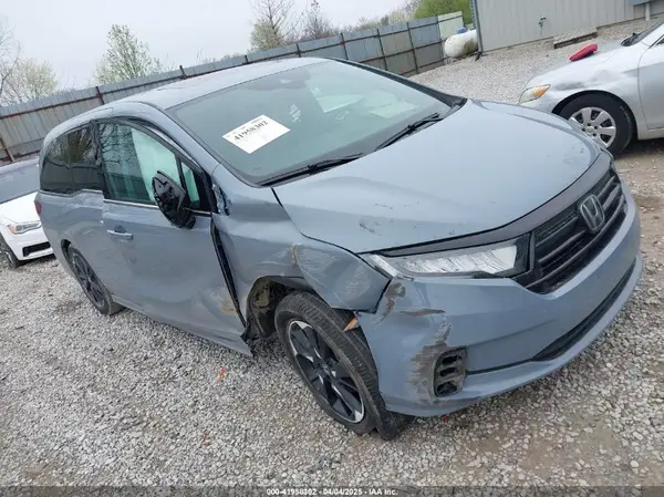 5FNRL6H78RB048170 2024 HONDA ODYSSEY - Image 1