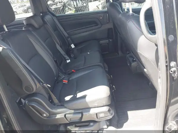 5FNRL6H78RB062747 2024 HONDA ODYSSEY - Image 8