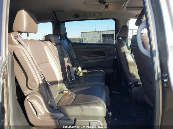 5FNRL6H79JB010516 2018 HONDA ODYSSEY - Image 8