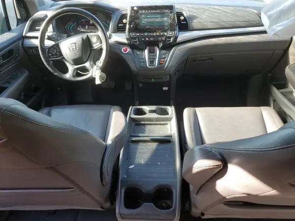 5FNRL6H79JB013206 2018 HONDA ODYSSEY - Image 8