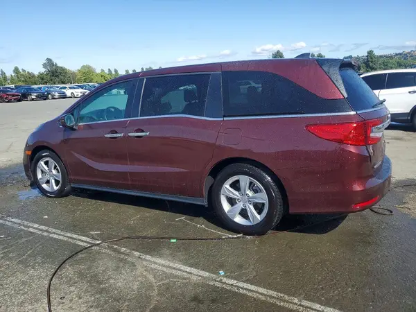 5FNRL6H79JB013657 2018 HONDA ODYSSEY - Image 2