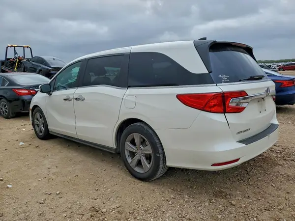 5FNRL6H79JB018759 2018 HONDA ODYSSEY - Image 2