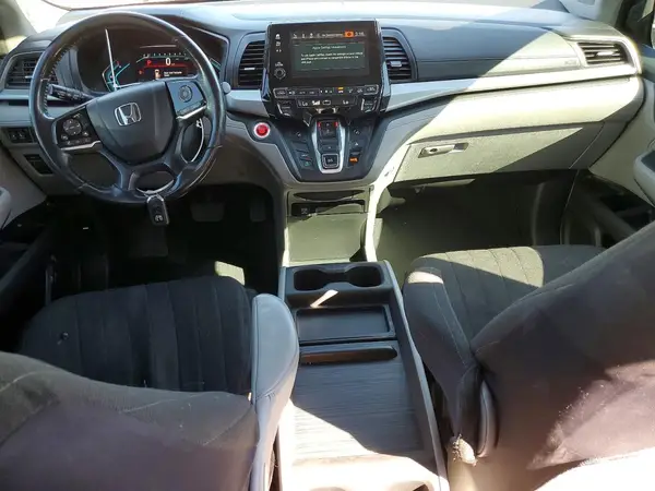 5FNRL6H79JB018888 2018 HONDA ODYSSEY - Image 8