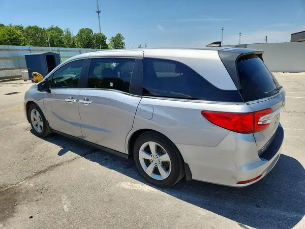 5FNRL6H79JB020141 2018 HONDA ODYSSEY - Image 2