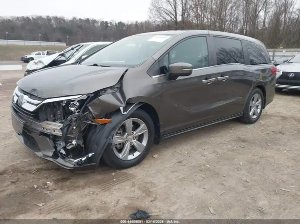 5FNRL6H79JB020334 2018 HONDA ODYSSEY - Image 2