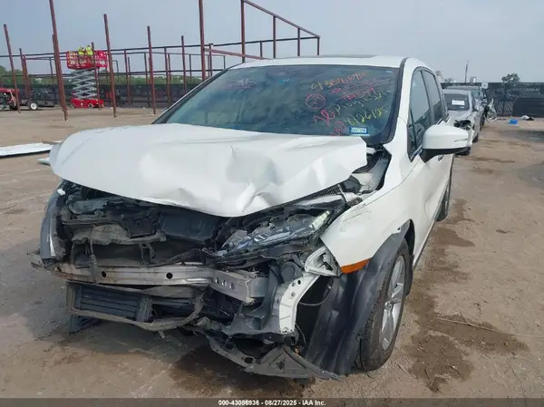 5FNRL6H79JB020480 2018 HONDA ODYSSEY - Image 2