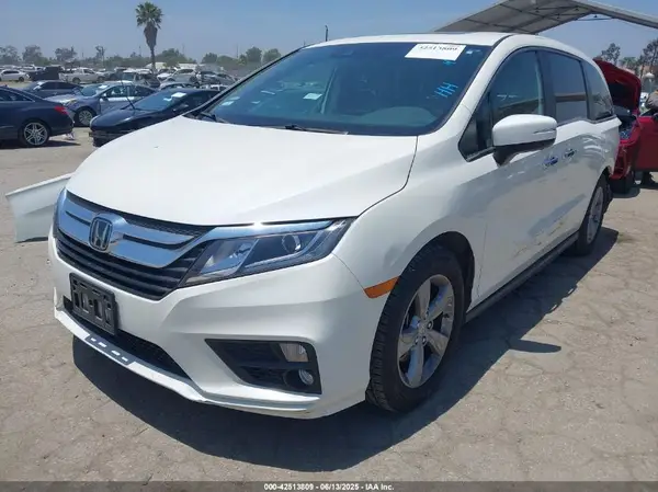 5FNRL6H79JB034234 2018 HONDA ODYSSEY - Image 2