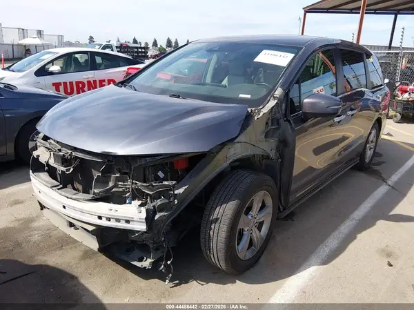 5FNRL6H79JB038087 2018 HONDA ODYSSEY - Image 2