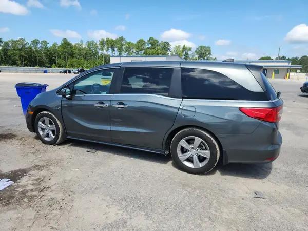 5FNRL6H79JB055357 2018 HONDA ODYSSEY - Image 2