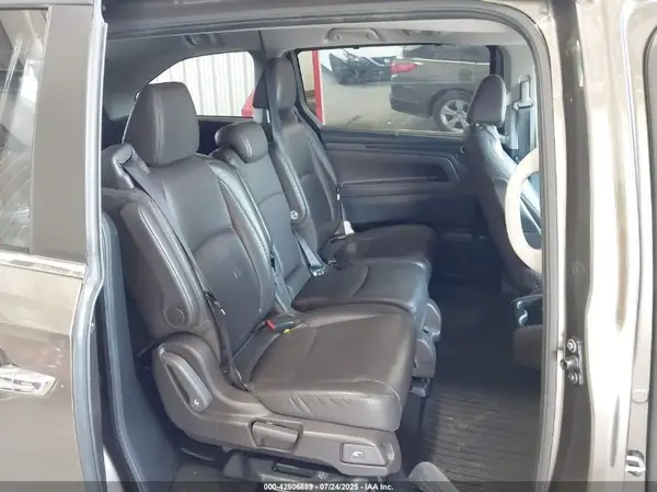 5FNRL6H79JB057481 2018 HONDA ODYSSEY - Image 8