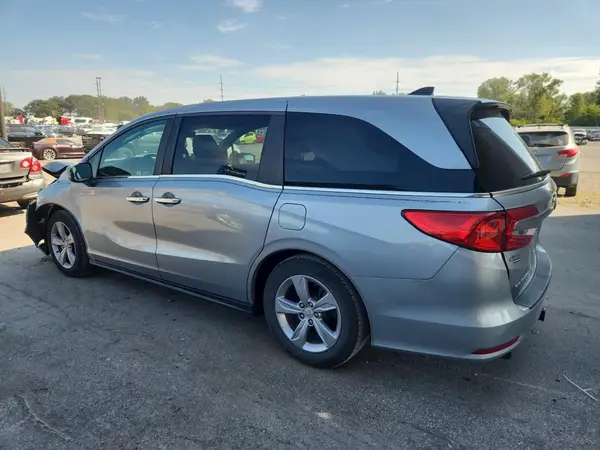 5FNRL6H79JB066794 2018 HONDA ODYSSEY - Image 2