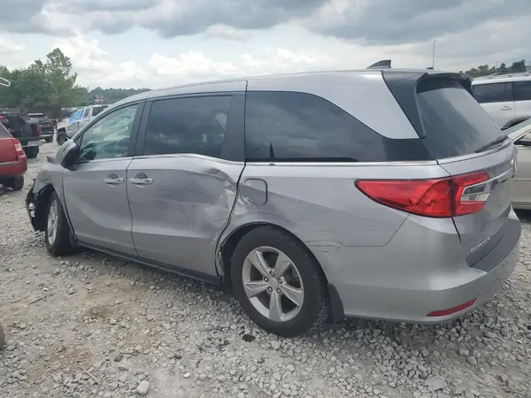 5FNRL6H79JB072983 2018 HONDA ODYSSEY - Image 2