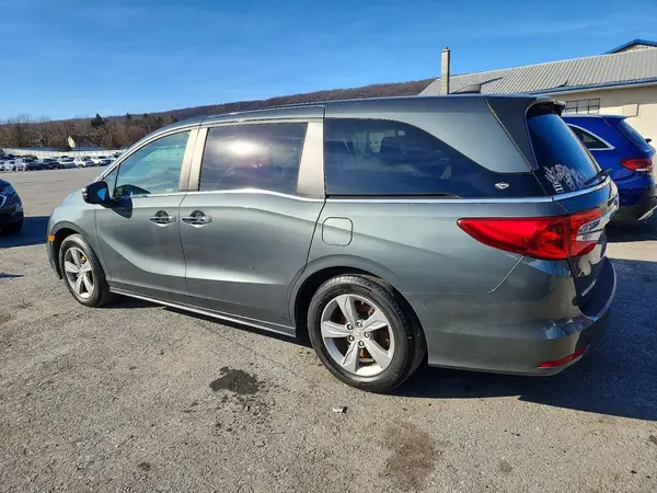 5FNRL6H79JB078945 2018 HONDA ODYSSEY - Image 2