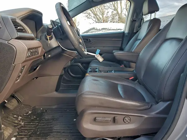2018 HONDA ODYSSEY auction photo 7
