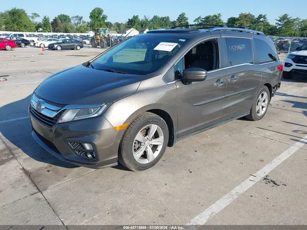 5FNRL6H79JB084924 2018 HONDA ODYSSEY - Image 2
