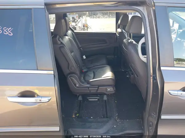 5FNRL6H79JB084924 2018 HONDA ODYSSEY - Image 8