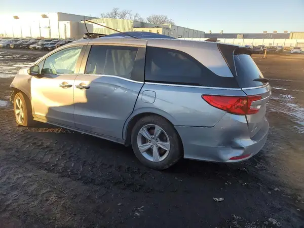 5FNRL6H79JB093459 2018 HONDA ODYSSEY - Image 2