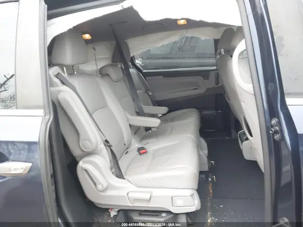 5FNRL6H79JB096247 2018 HONDA ODYSSEY - Image 8