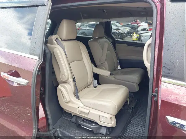 5FNRL6H79JB097138 2018 HONDA ODYSSEY - Image 8