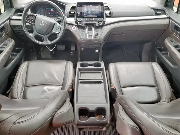5FNRL6H79JB107523 2018 HONDA ODYSSEY - Image 8