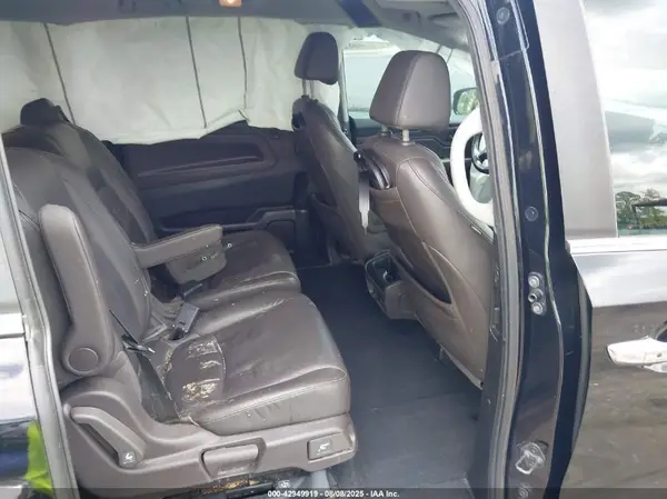 5FNRL6H79JB108557 2018 HONDA ODYSSEY - Image 8